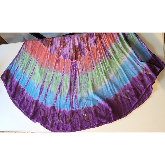 Super cute tie dye hippie dress with embroidery. - Picture 4 of 4